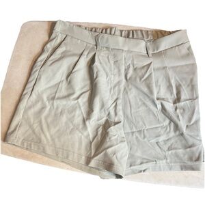 32 Degrees Cool Women's Pull On Shorts Size L. BR